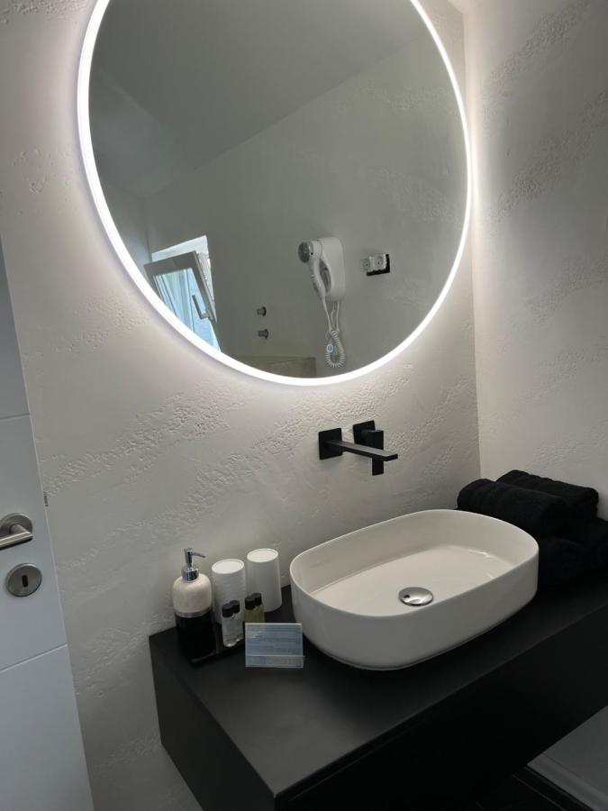 Madamik Apartments Bijela Zewnętrze zdjęcie